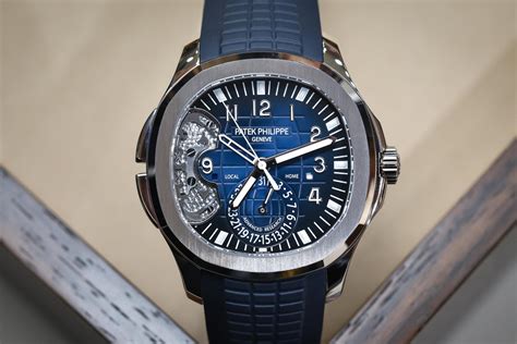 patek philippe aquanaut price.